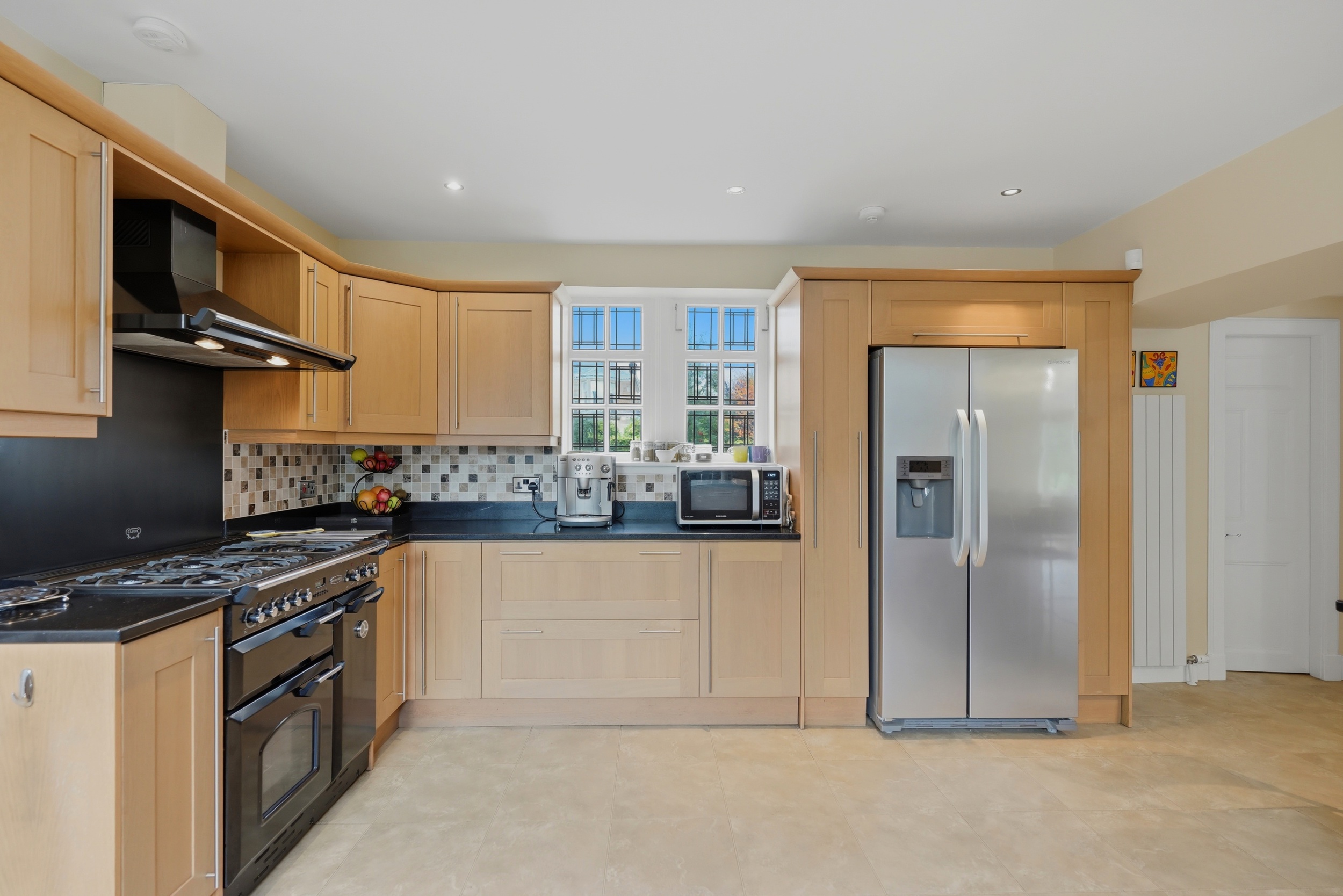 25_sutherland_avenue_022