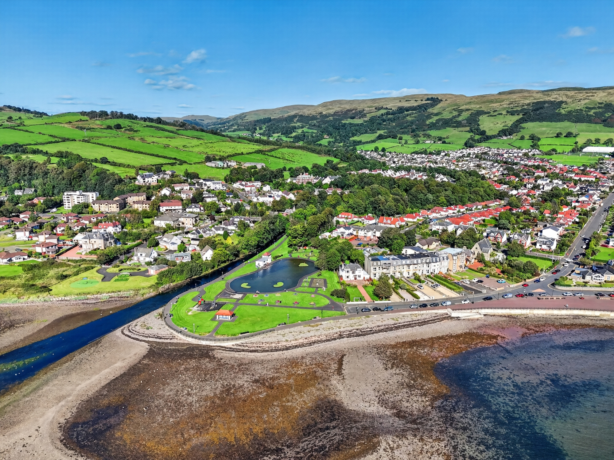 41_11 greenock road, largs _ (42)