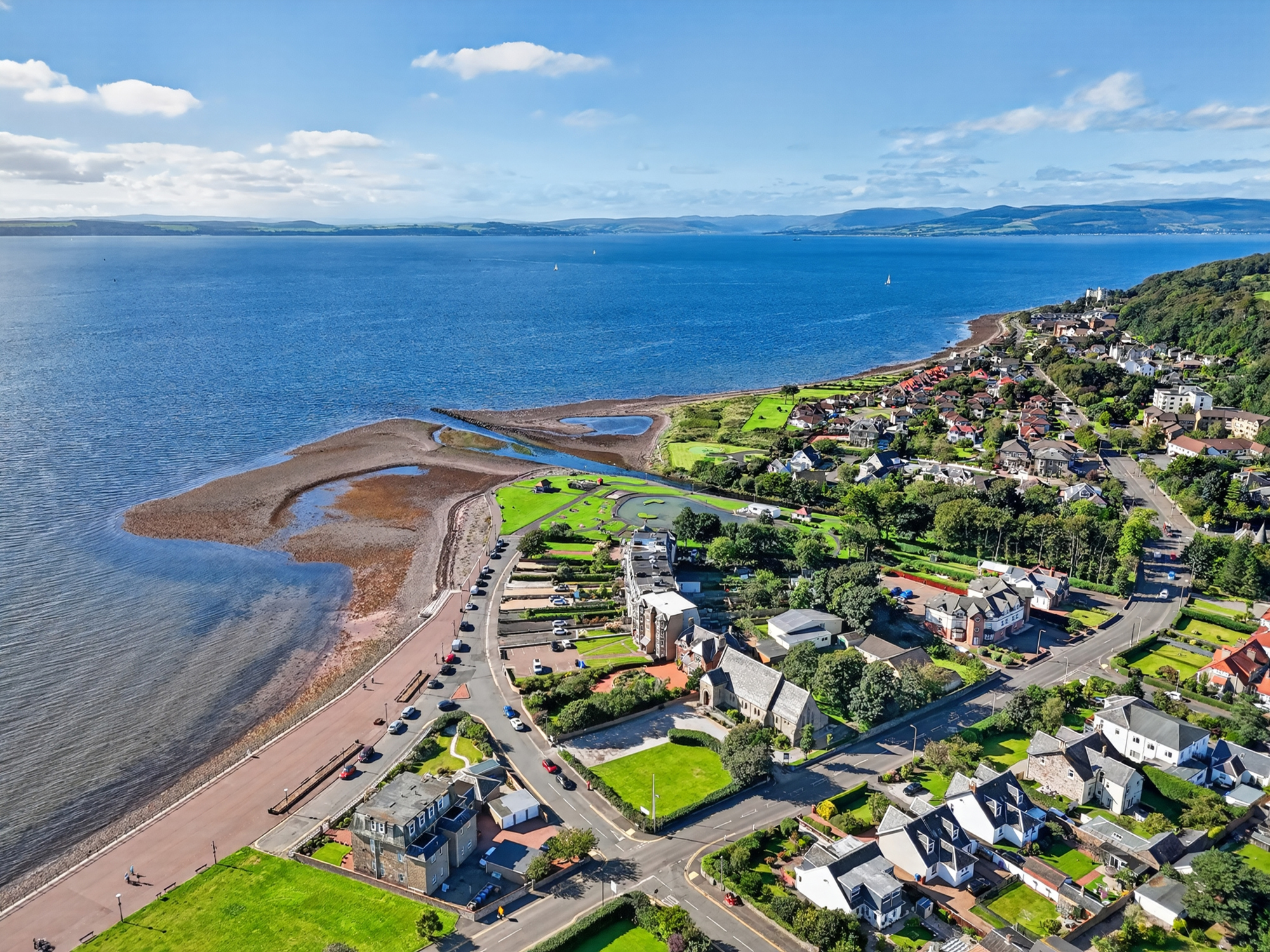 44_11 greenock road, largs _ (45)