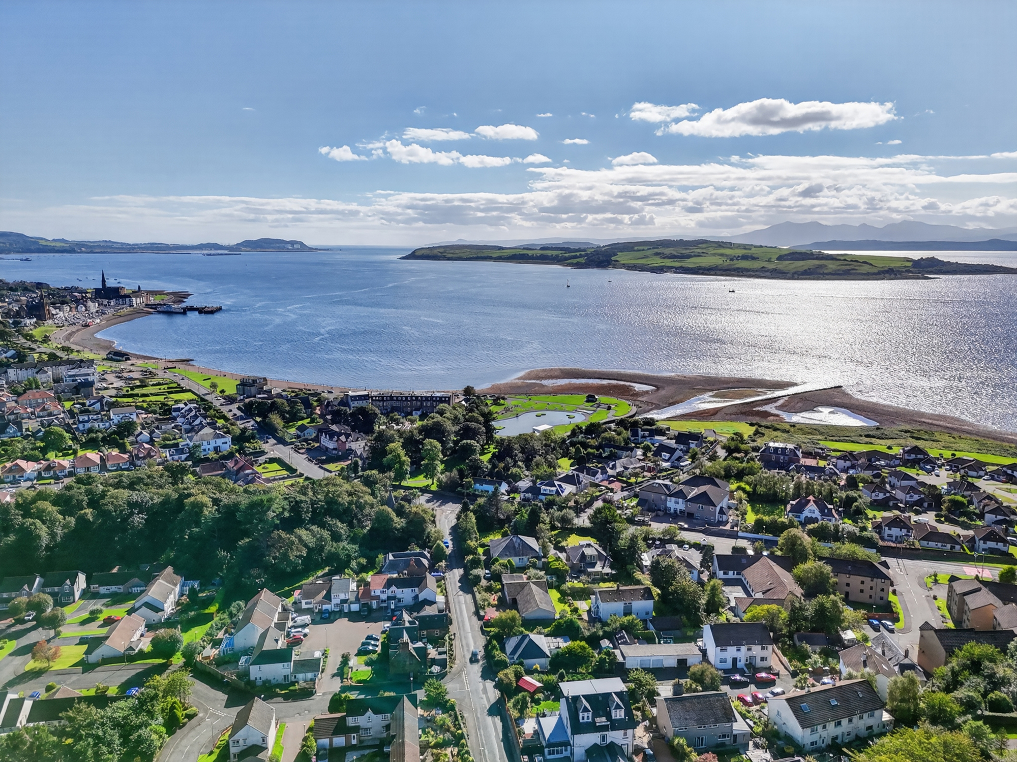 48_11 greenock road, largs _ (49)