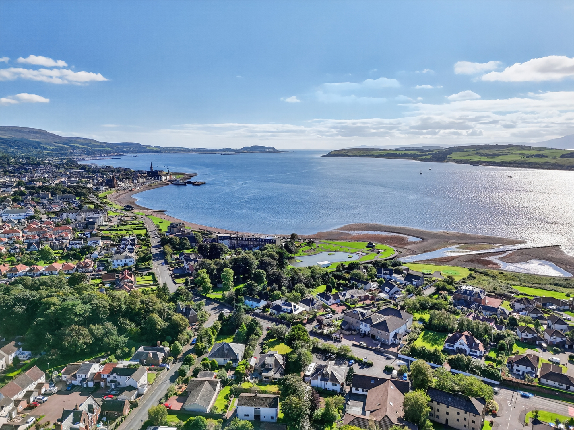 50_11 greenock road, largs _ (51)