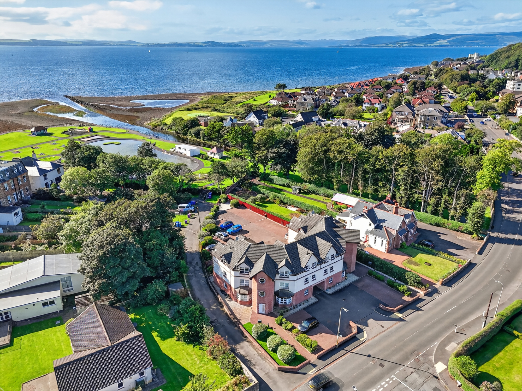 55_11 greenock road, largs _ (6)