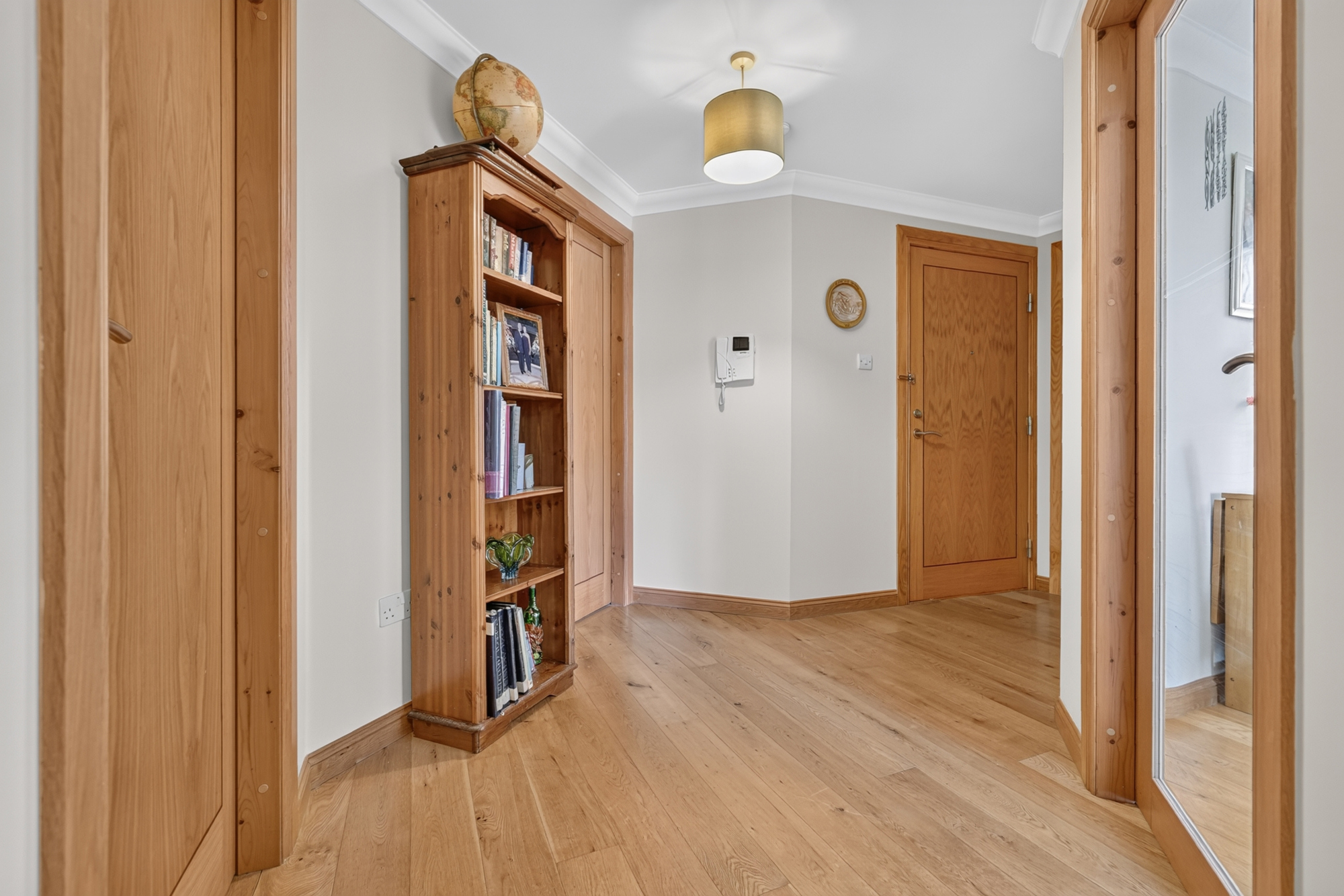 9_11 greenock road, largs _ (10)