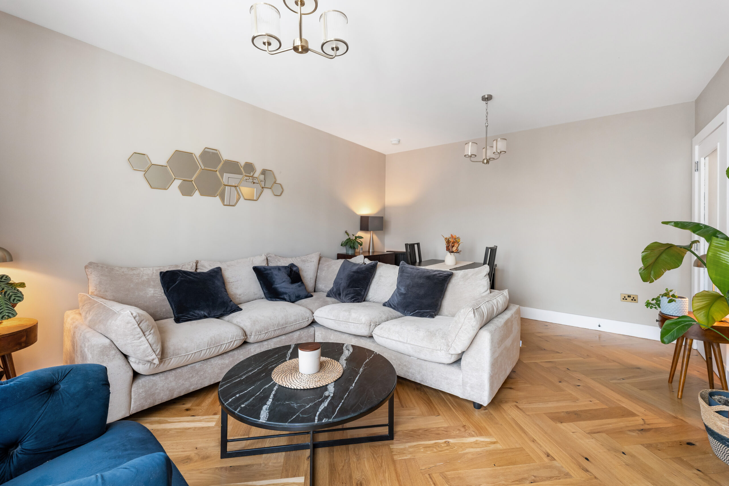 Flat 4, 8 Mansionhouse Court (2)