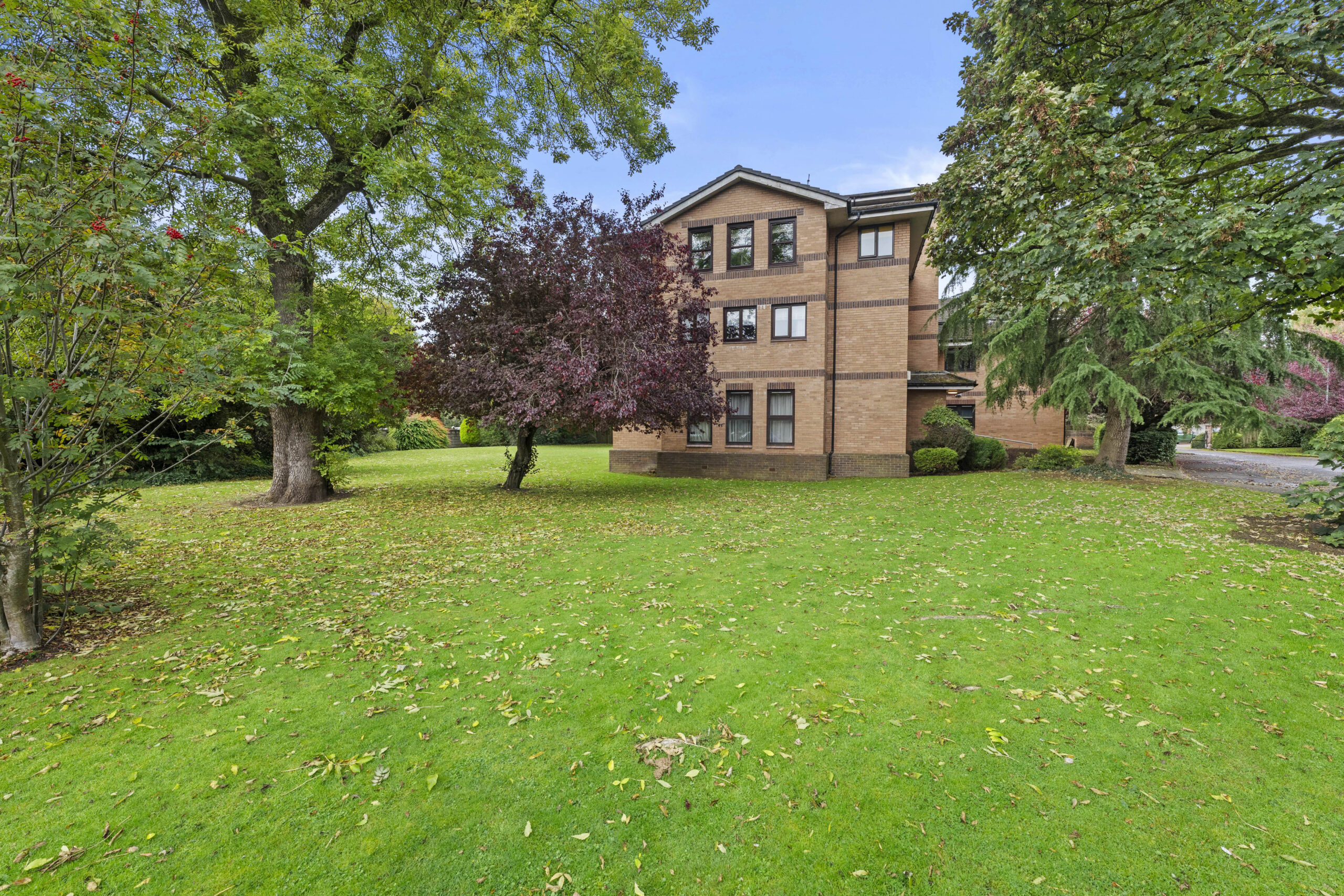 Flat 8, Burrell Court, 120 St Andrews Drive (13)