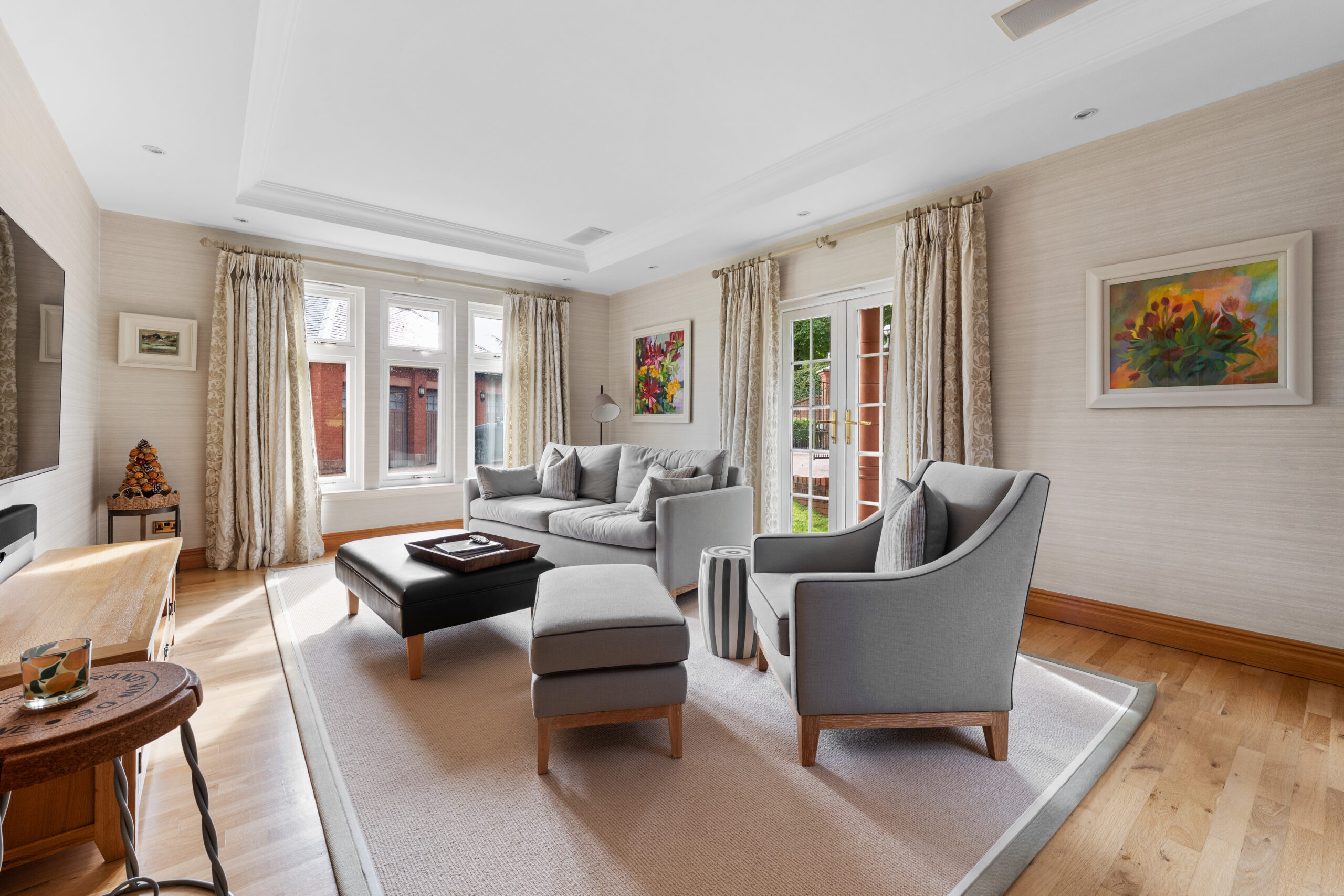 P1933391