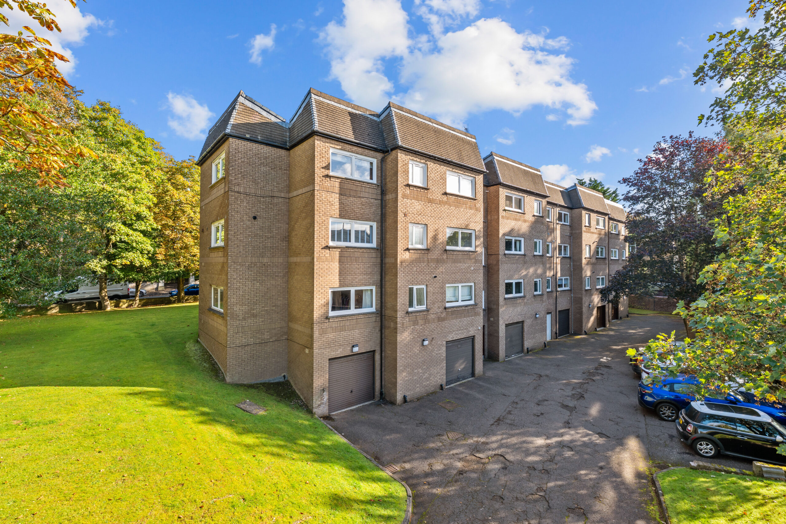 0.2, 211 Nithsdale Road (13)