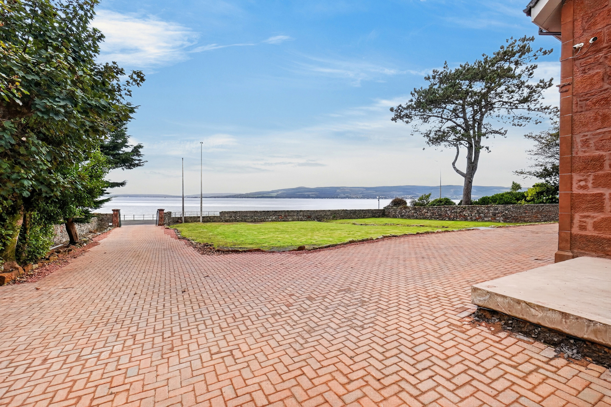 19 shore road, skelmorlie _ (60)