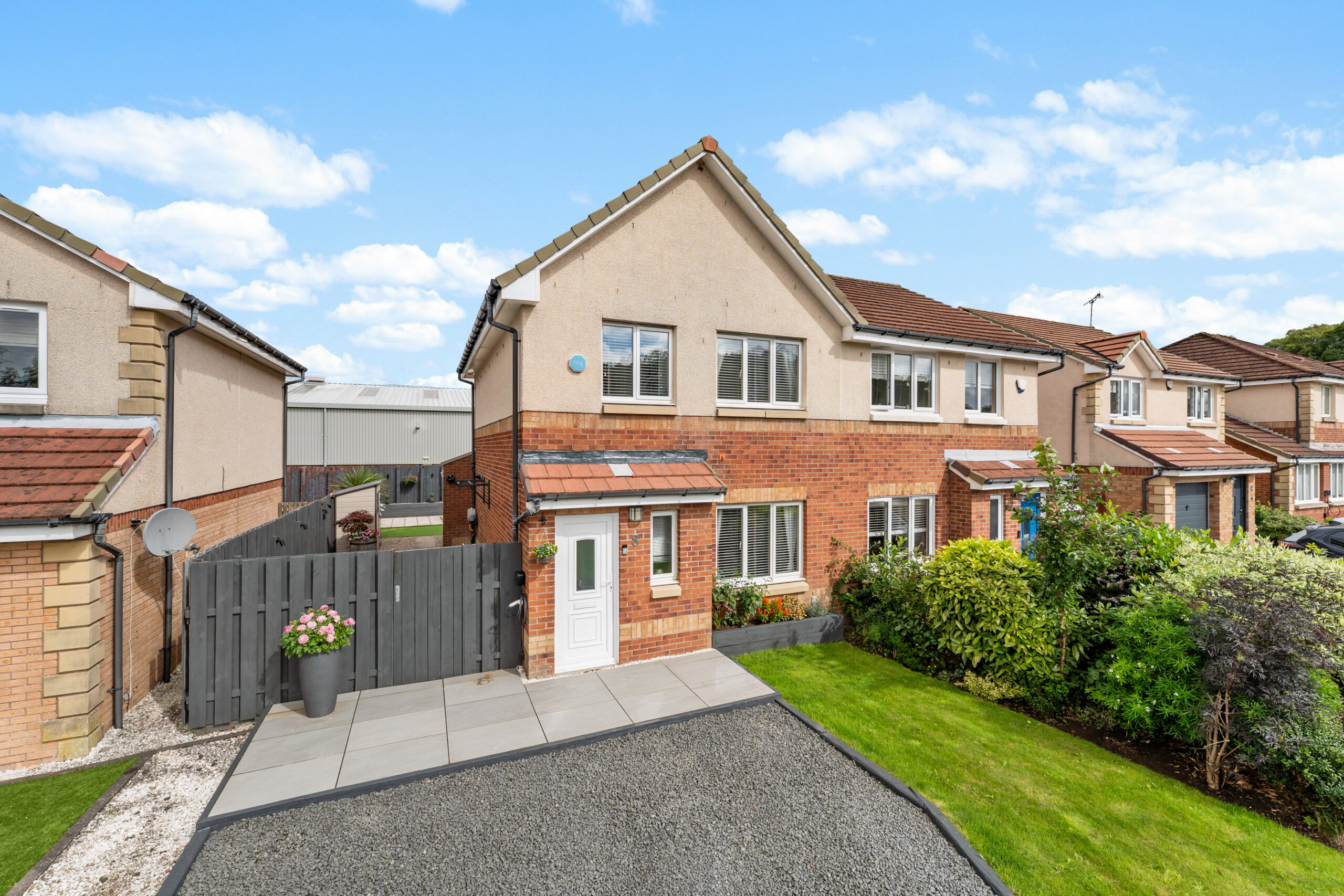 8 Levern Bridge Road (1)