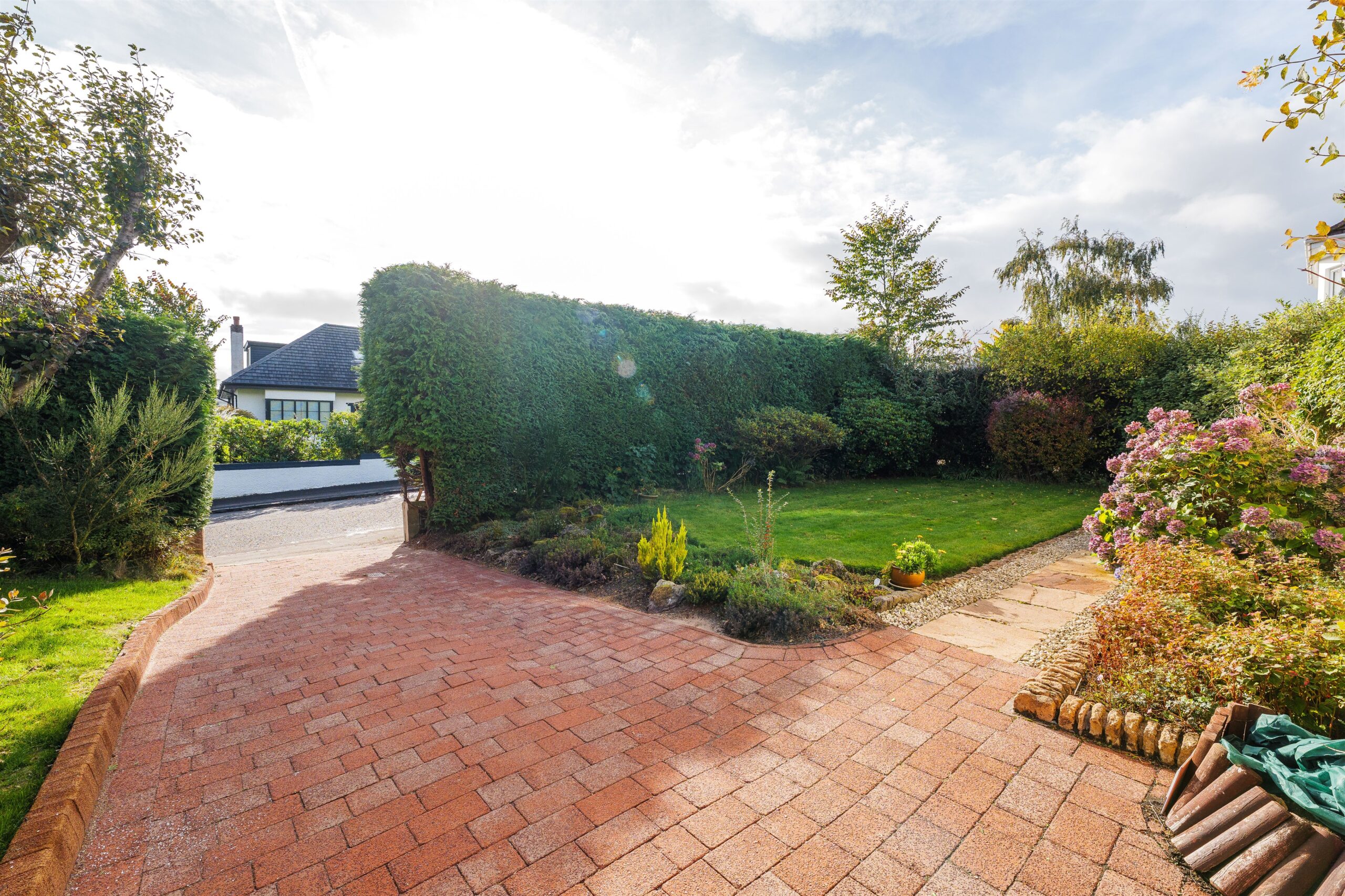 P2004047